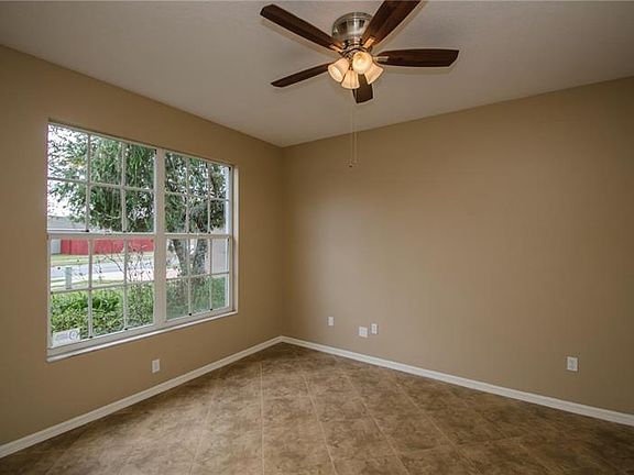 5th image of 1936 Grenville Ct