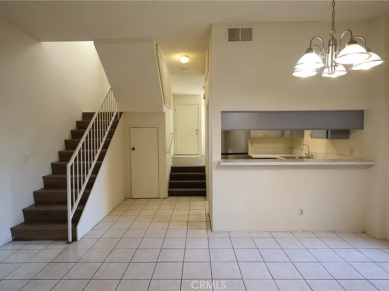 4904 Ithaca Ave #5 — Photo 5