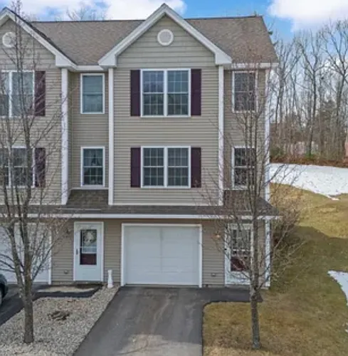 10 Split Rock Dr Photo 1
