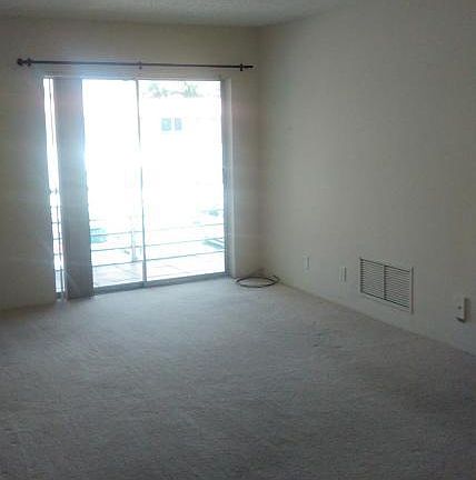 2nd image of 3550 NW 8th Ave APT 313