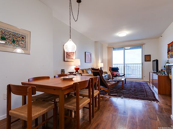 5th image of 1 TOWERS PARK LN #1609