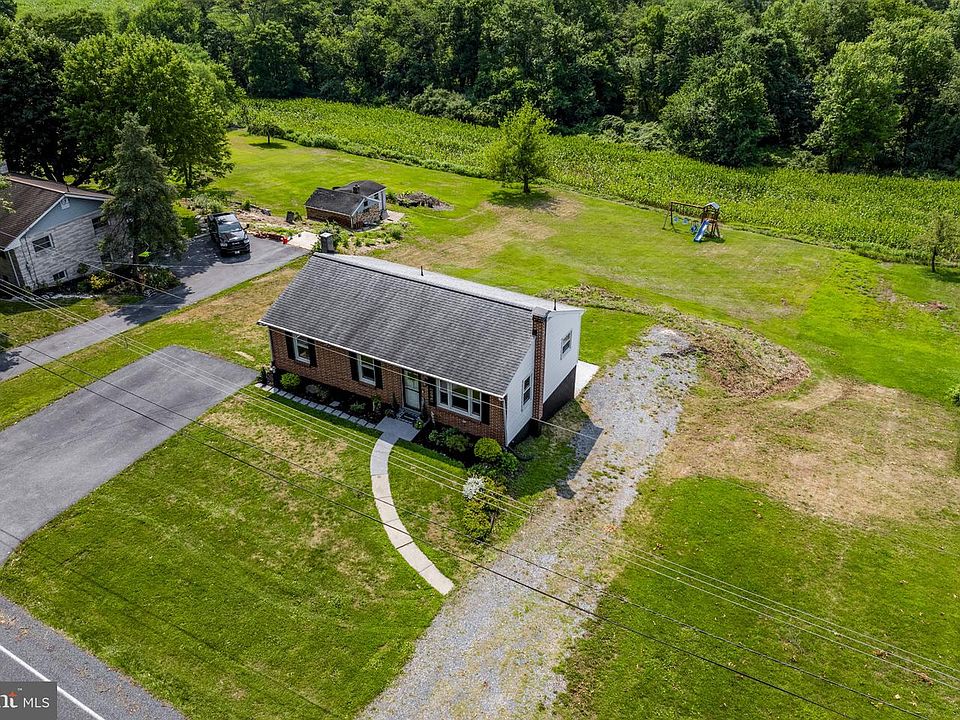 1st image of 8064 Colebrook Rd