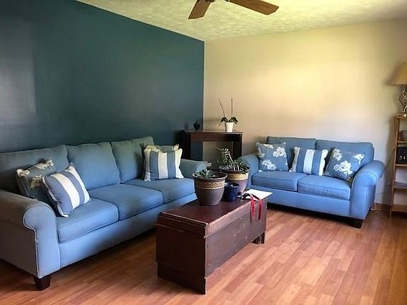 3rd image of 3908 Fleetwood Dr