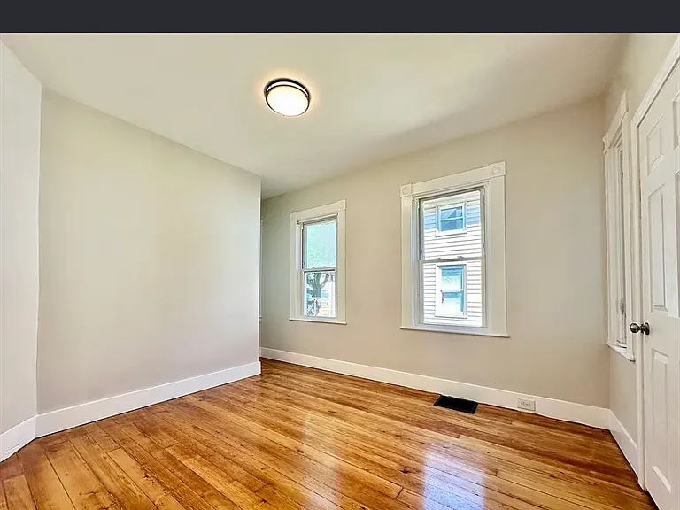 299 Cedar St #1 — Photo 3