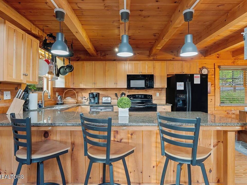 10th image of this home