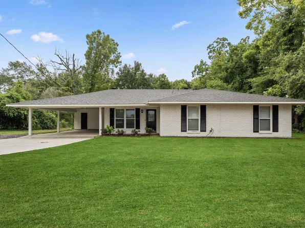 15410 Tiger Bend Rd, Baton Rouge, LA 70817