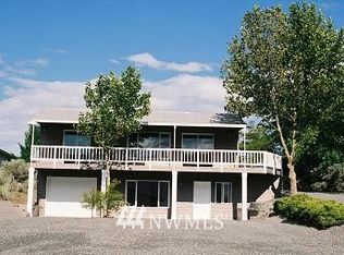 412 Autumn Loop W, Mattawa, WA 99349