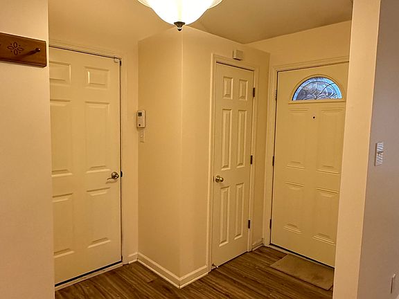 5th image of 8523 Stark Dr