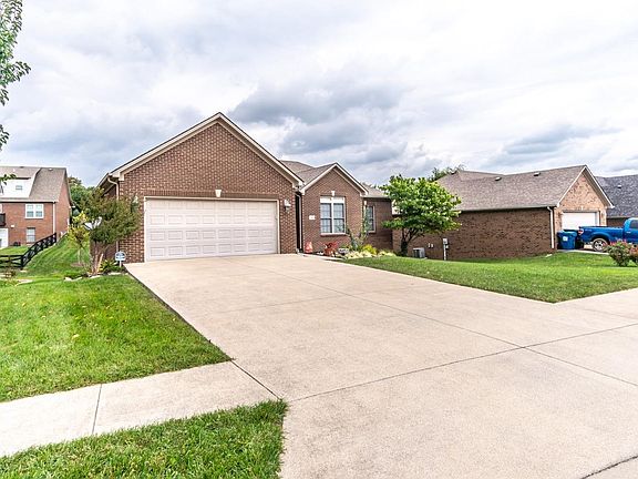 3rd image of 245 Savanna Dr