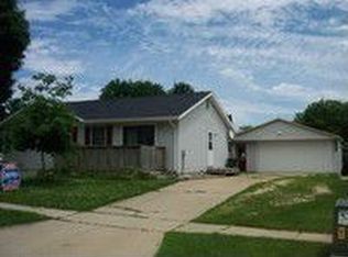 1213 Fleur Dr, Waterloo, IA 50701