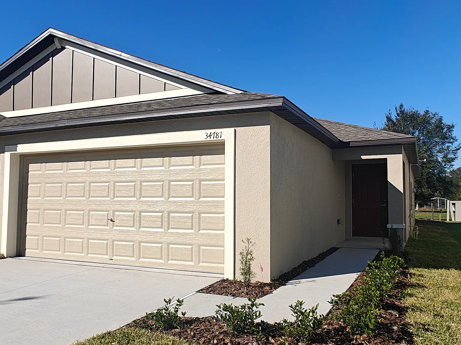 4 bed, 1817 sqft, $2,250 — Photo 3