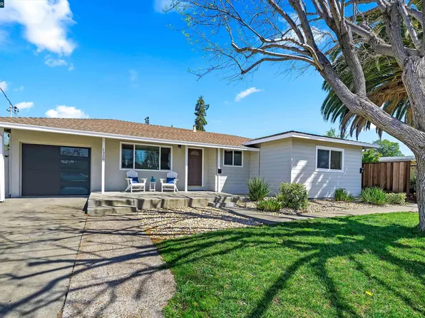 1330 Evergreen Dr, Concord, CA 94520