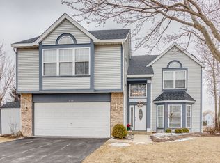 1494 Umbdenstock Rd, Elgin, IL 60123