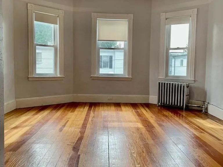 184 Grant Ave #2 — Photo 1
