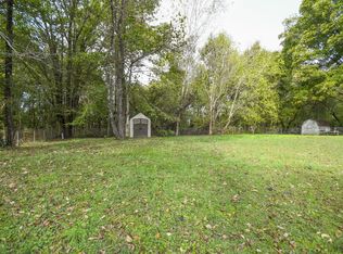 554 Roselawn Dr, Clarksville, TN 37042