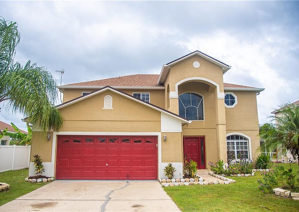 1st image of 365 Aldershot Ct