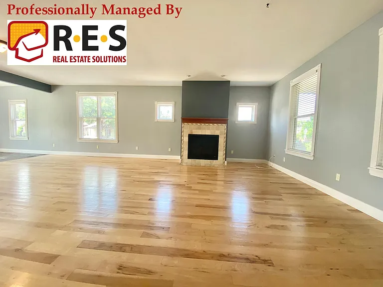 2257 Lowell Blvd — Photo 5