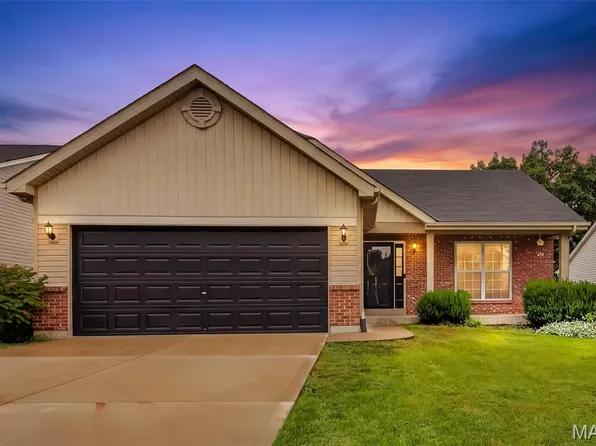 79 Huntleigh Woods Ct, Wentzville, MO 63385
