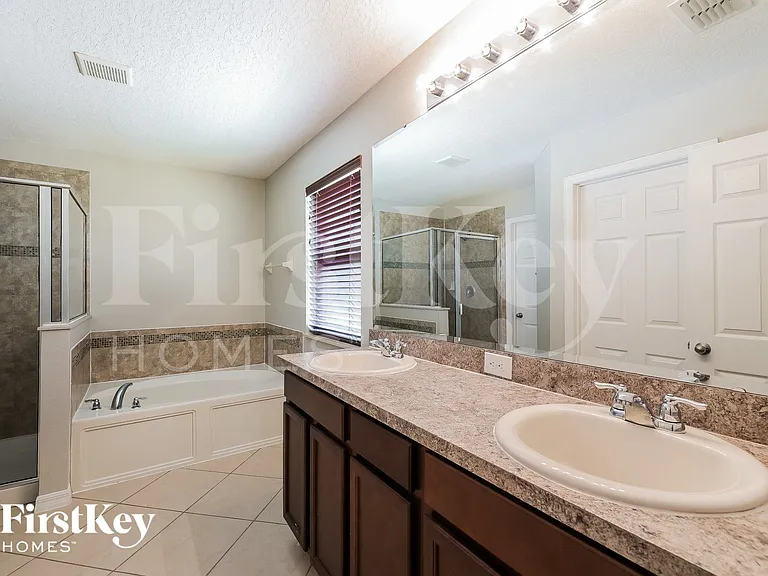 186 Iron Horse Ln — Photo 12