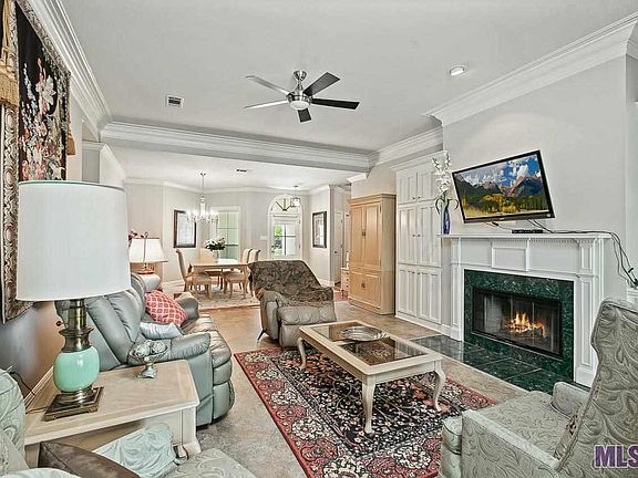 3rd image of 5943 Glen Cove Dr