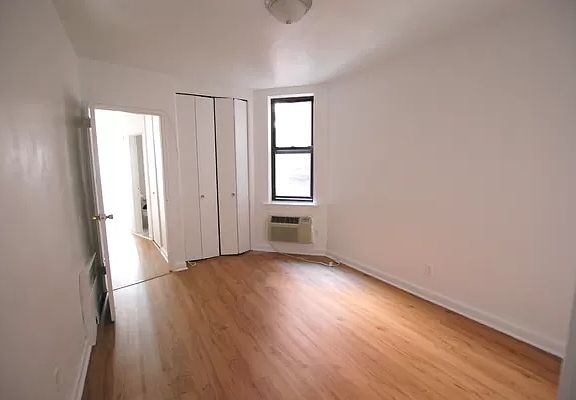 5th image of 164 E 78th St APT 5B