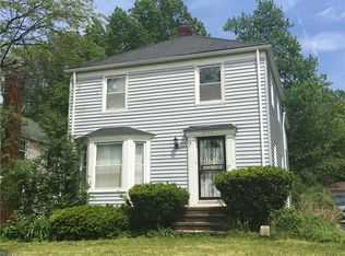 1117 Selwyn Rd, Cleveland Heights, OH 44112