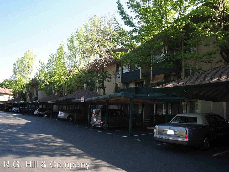 1st image of 1398 Creekside Dr APT 7