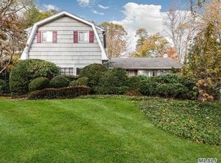 159 Shrub Hollow Rd, Roslyn, NY 11576