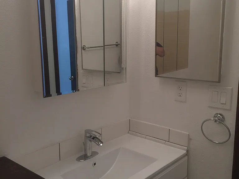 27 S Murray Blvd — Photo 14