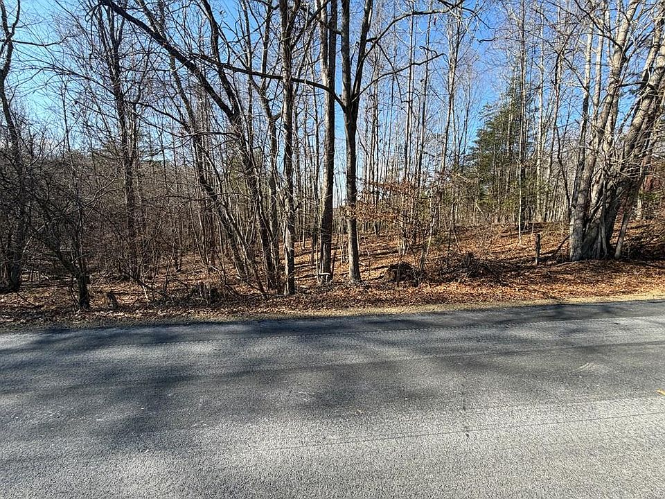 1st image of Lynnhaven Cavalier Dr