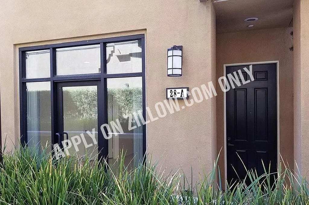 2 bed, 1710 sqft, $3,400 — Photo 3