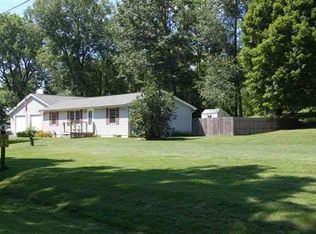 28 Ems W16a Ln, North Webster, IN 46555