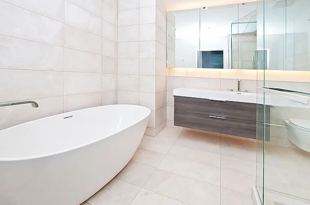 Rented by Sieber International | media 49