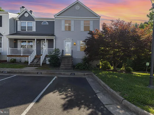211 Westminster Ln #119, Stafford, VA 22556