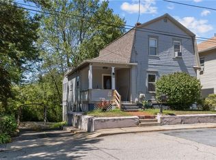 39 Matteson Ave, West Warwick, RI 02893