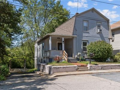 39 Matteson Ave, West Warwick, RI, 02893