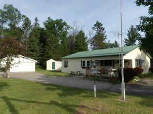 W12621 McDonald Ln, Crivitz, WI 54114