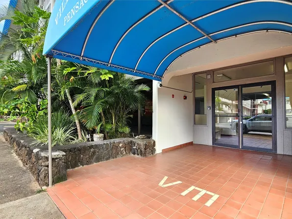 1535 Pensacola St APT 605, Honolulu, HI 96822