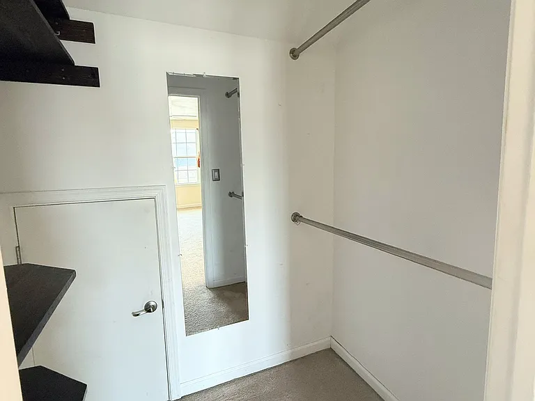 758 S Macon St — Photo 34