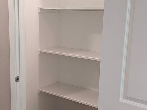 4th image of 68845 Tachevah Dr #2