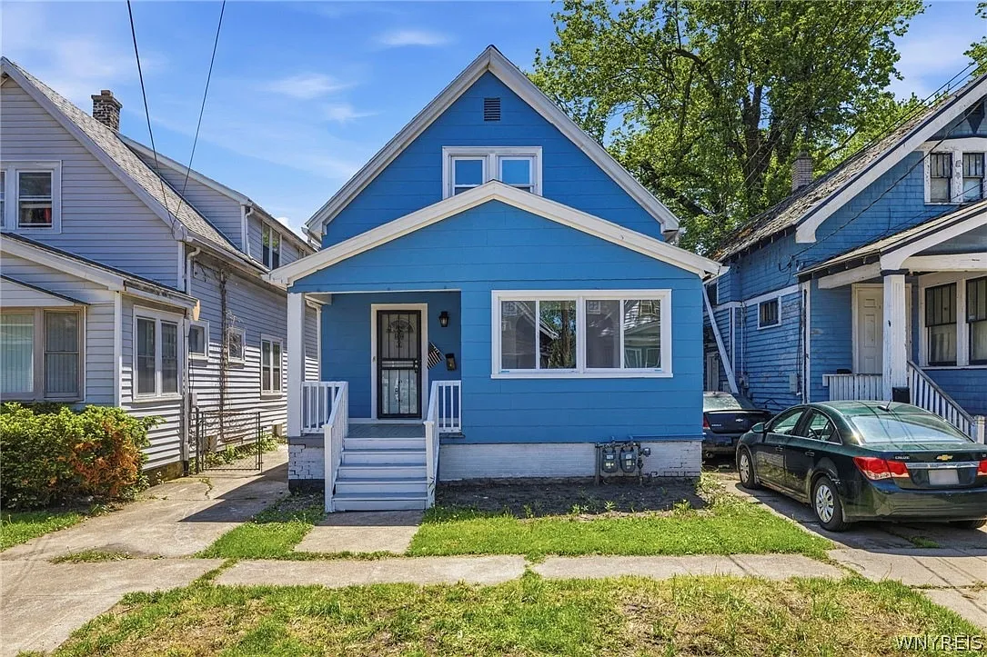3 bed, 1819 sqft, $1,500 — Photo 1