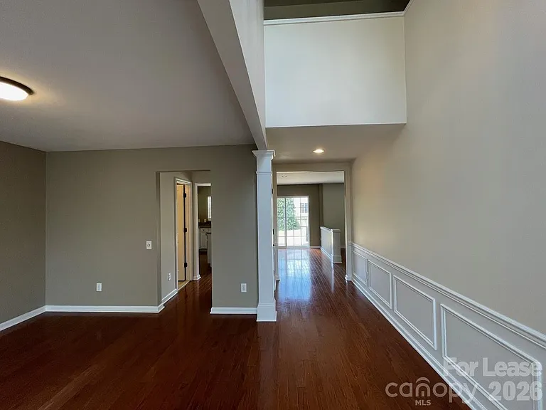 9204 Bellegarde Dr — Photo 2