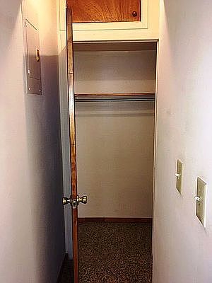 3rd image of 158 E 107th St #4F