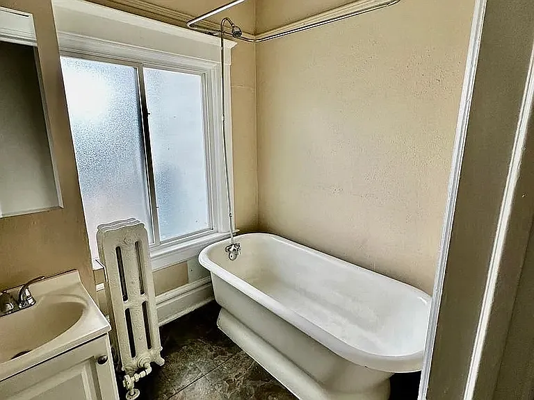 725 N Cascade Ave #4 — Photo 19