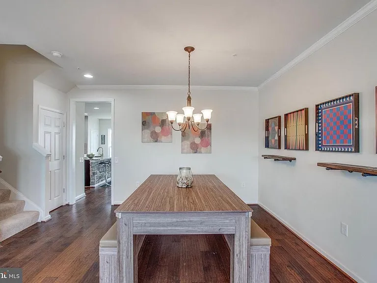 42707 Wardlaw Ter — Photo 8