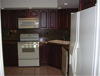 5th image of 2211 NW 87th Ave