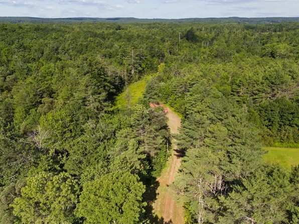 57 Parker Road, Pittston, ME 04345