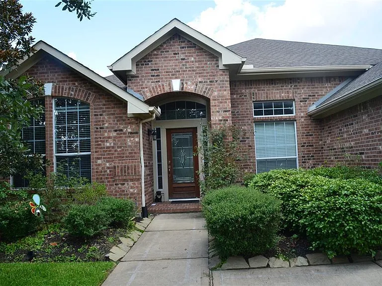 6719 Emerald Shire Ln — Photo 1