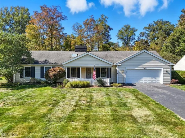 710 Robley Ln, Gates Mills, OH 44040