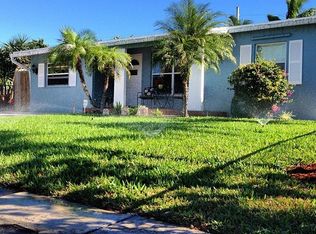 5372 NE 3rd Ave, Oakland Park, FL 33334